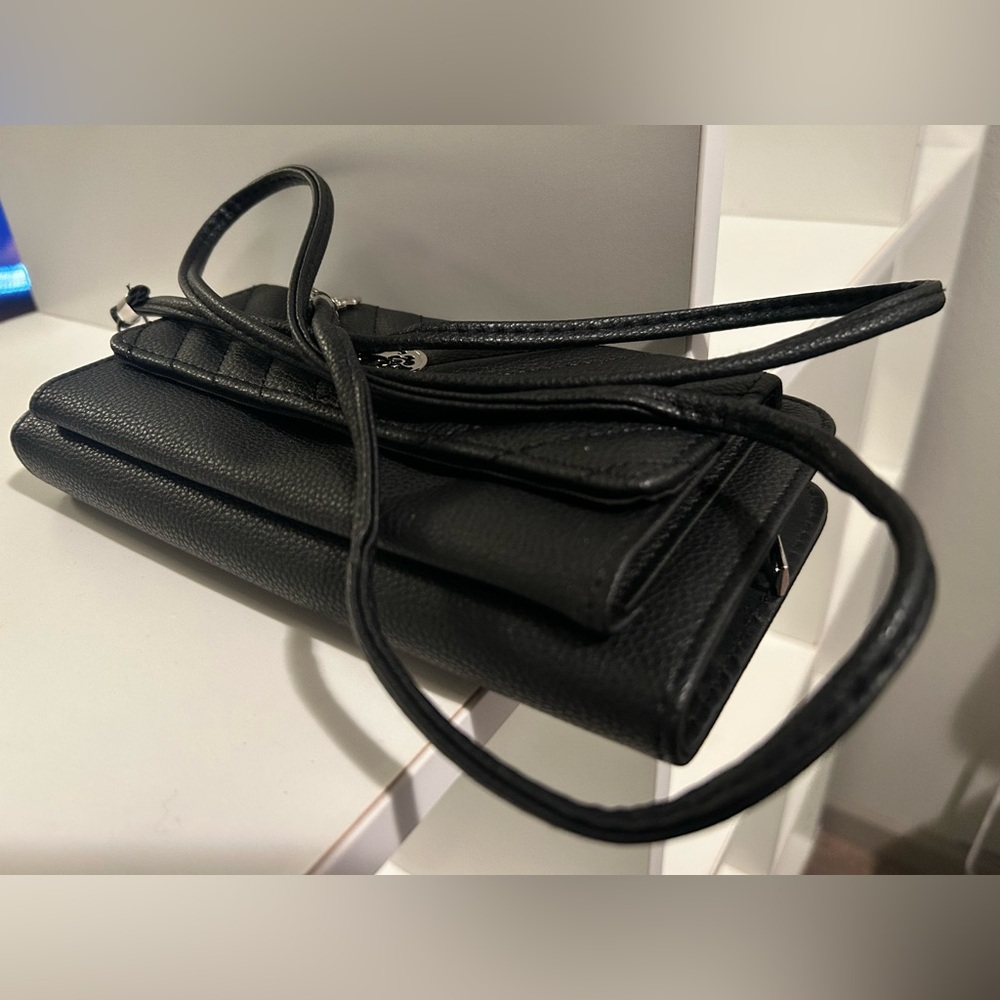 Elegant Black Quilted Women's Bag - Picture 5 of 5